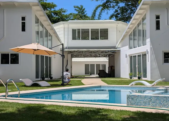 T Loft 4* Playa Hermosa (Guanacaste)
